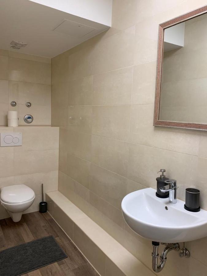 Lovely Share Apartment Aachener Weiher Кёльн Экстерьер фото