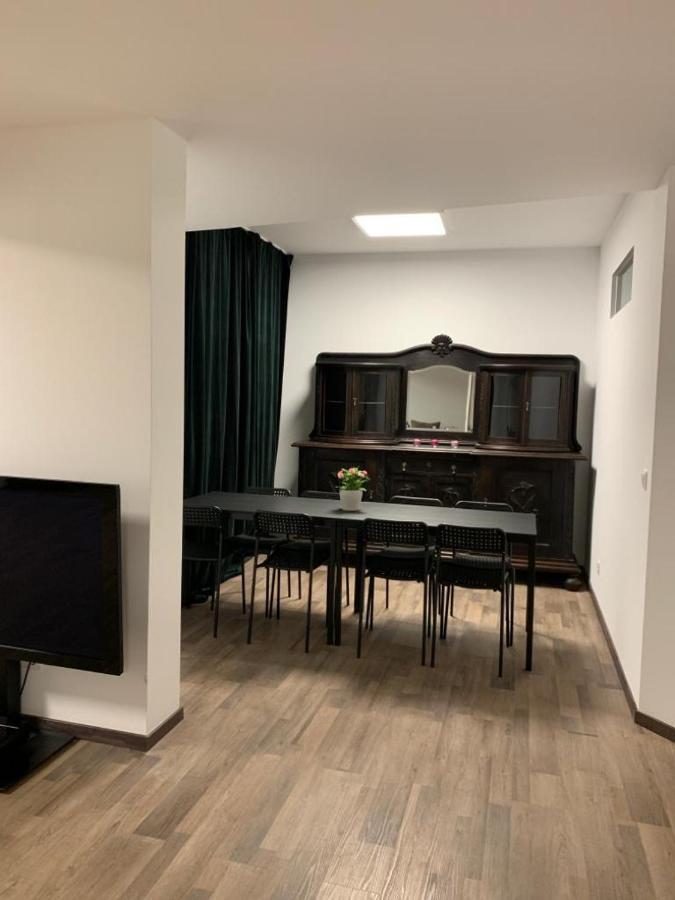 Lovely Share Apartment Aachener Weiher Кёльн Экстерьер фото